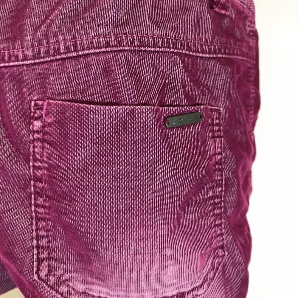 Preloved Roxy Shorts - Picture 4 of 5
